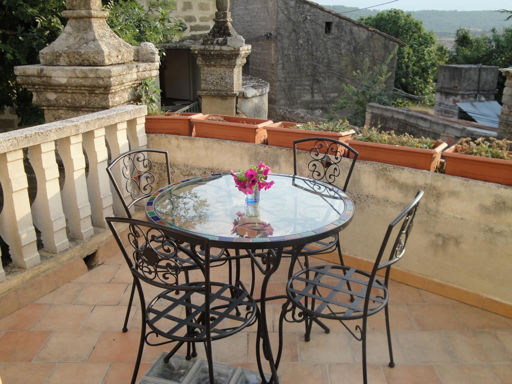 Bastide De La Treille Vila Montaren-et-Saint-Médiers Quarto foto